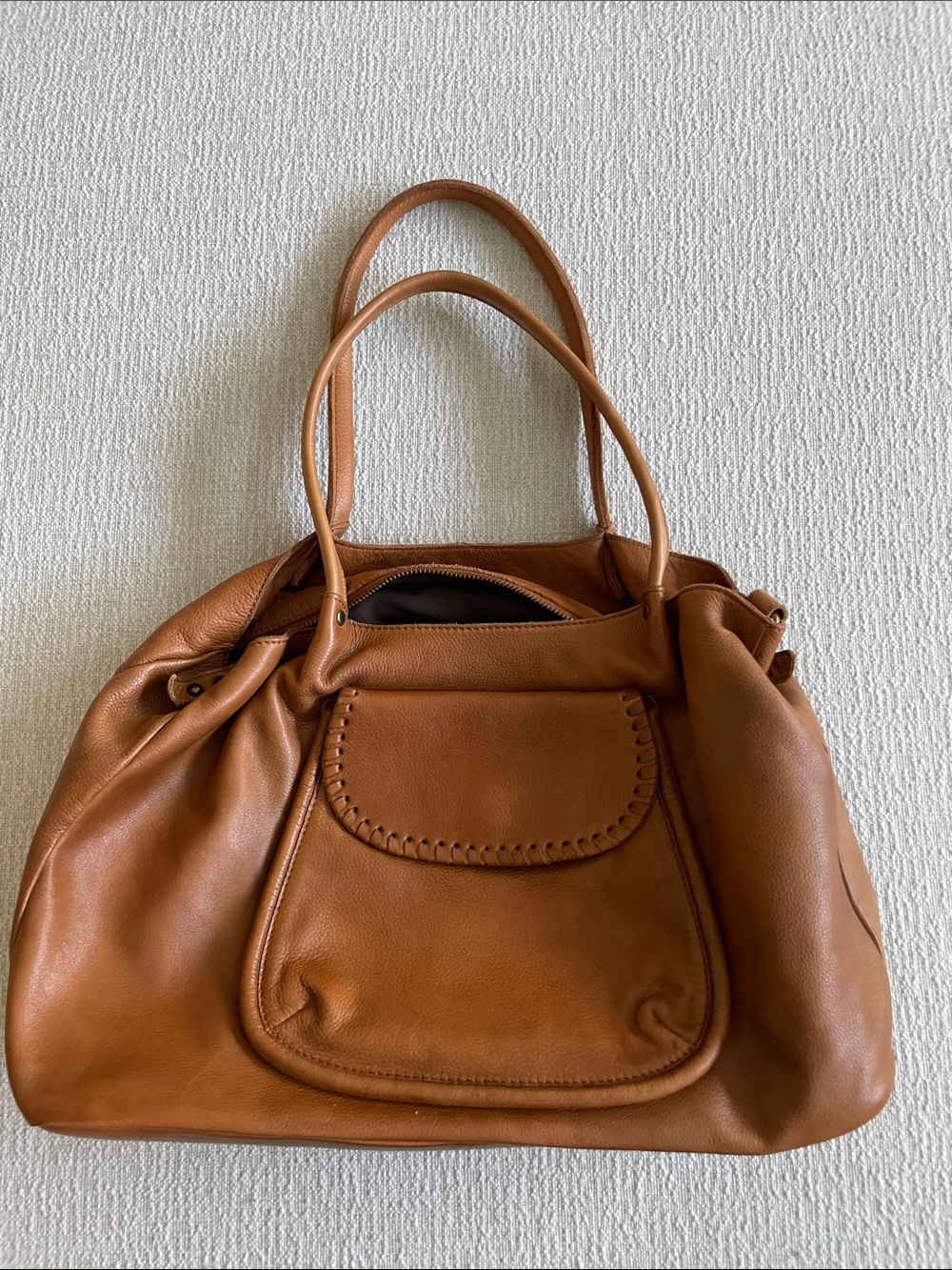 Vilenca Holland Classic Tan Leather Handbag